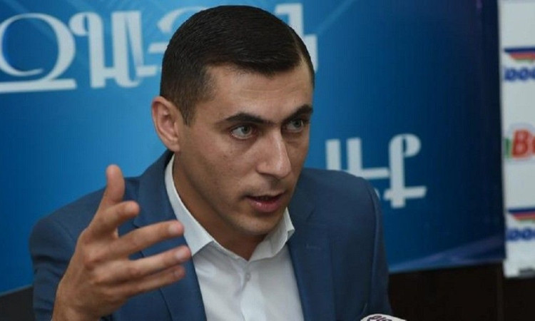 gagik-surenyan_L1tvB.jpg