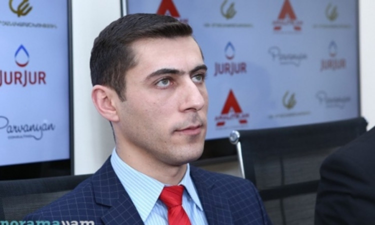 gagik-surenyan-2_du7hE.jpg