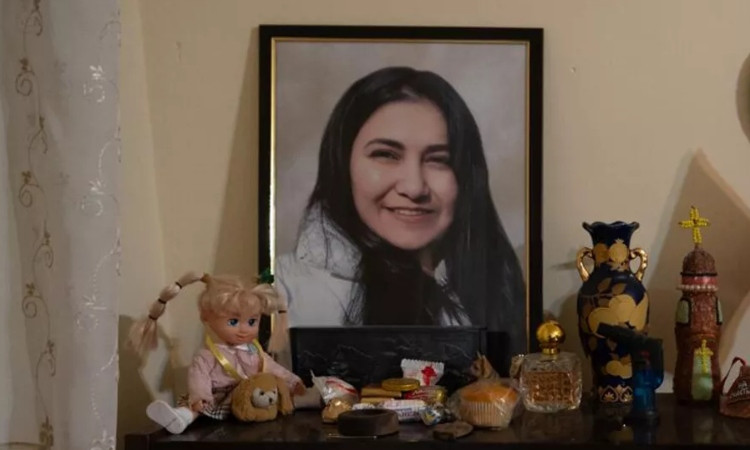 karine-margaryan_Q4wCe.jpg