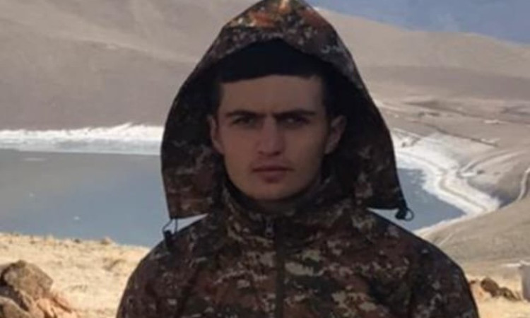 robert-hayrapetyan_r002B.jpg