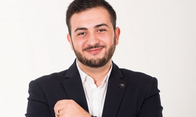 amiran-gevoryan_yz09A.jpg