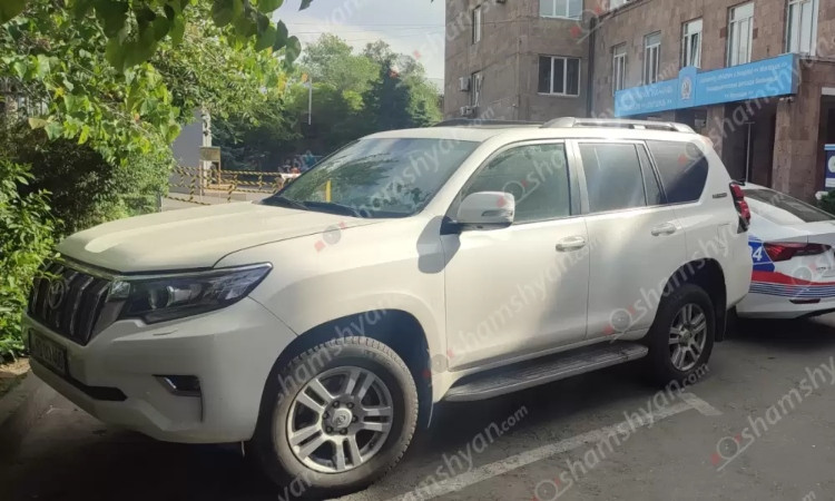 vraert-erevanum_DJVnW.jpg