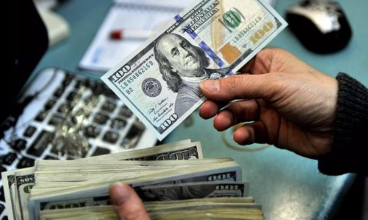dolar-3_KE68s.jpg