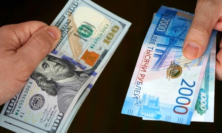 rubli-dolar-1_wn_5P.jpg