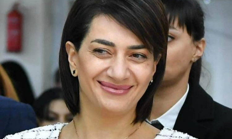 anna-hakobyan_rYjOW.jpg