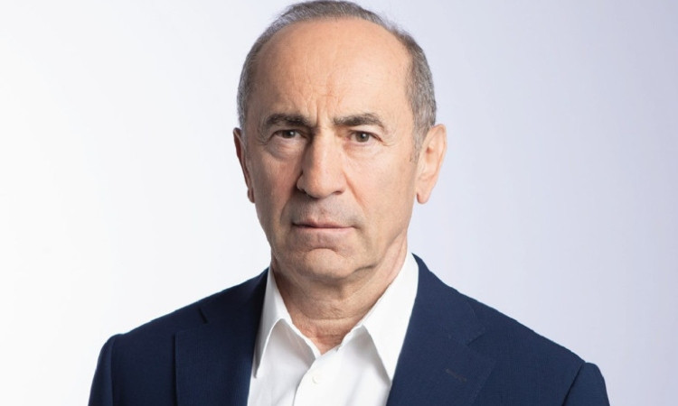 robert-qocharyan_u77ll.jpg