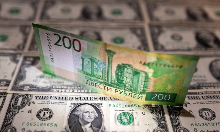 dolar-rubli-1_rD-WC.jpg
